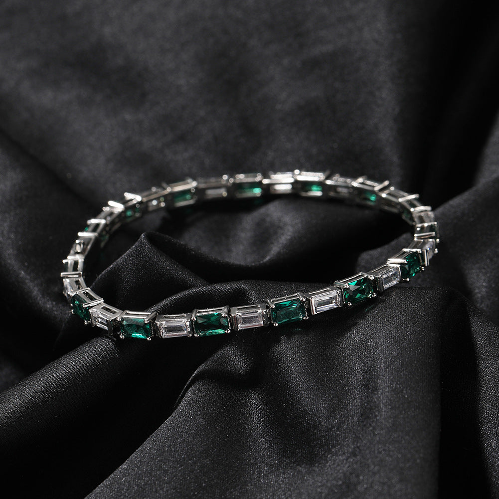 Emerald Cobra chain